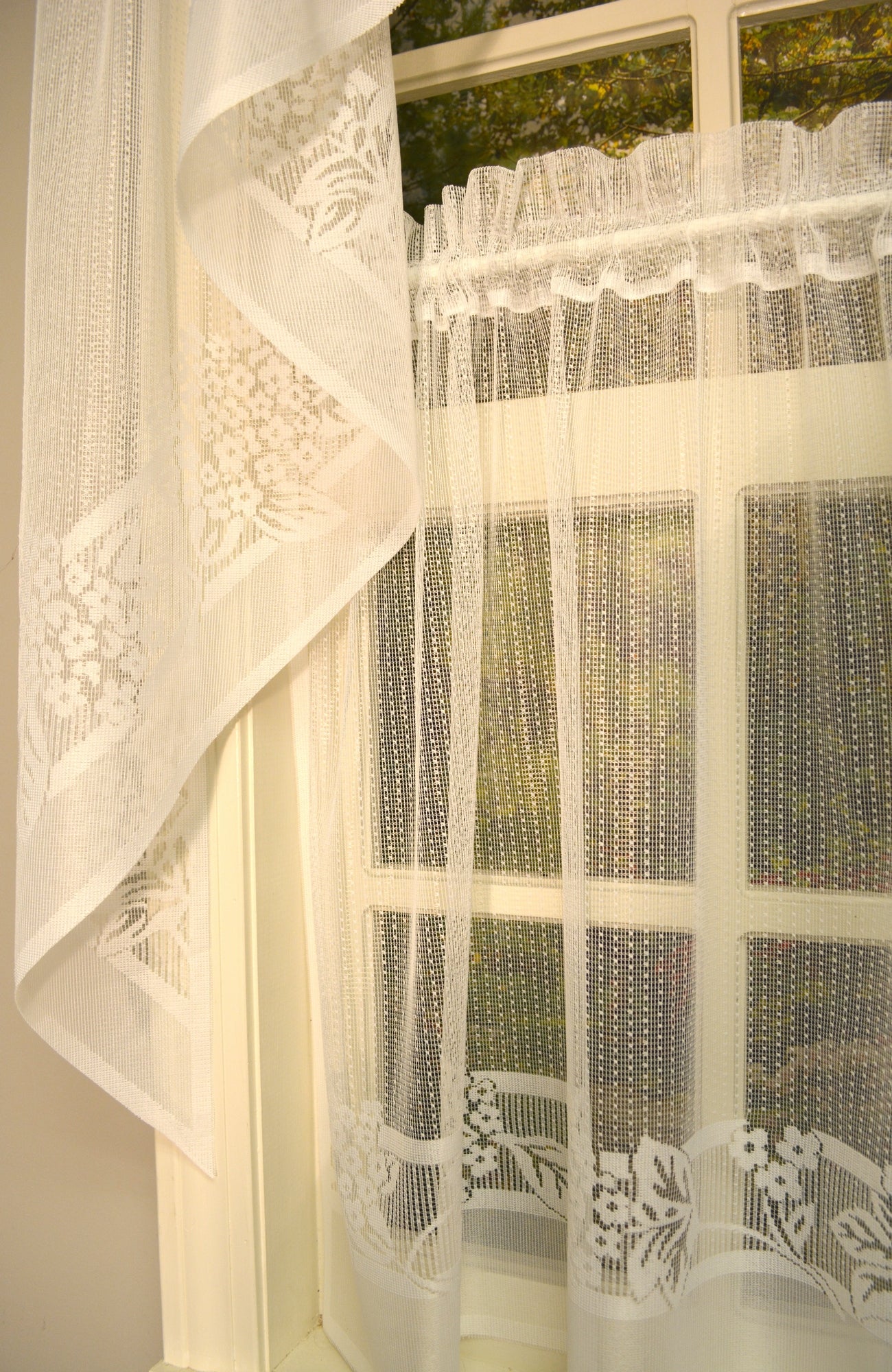 Hydrangea Lace Swag - 056x038 White C40755- Marburn Curtains